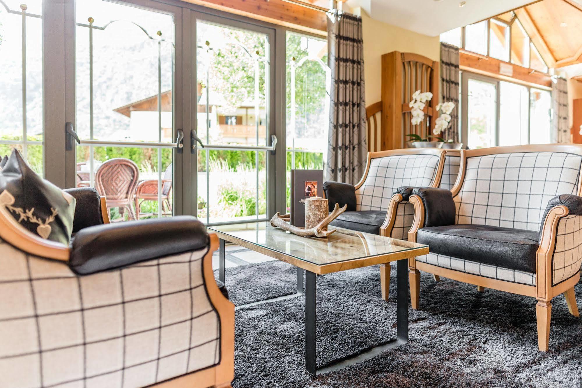 DolceVita Hotel Jagdhof Laces Eksteriør billede
